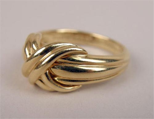 A TIFFANY AND CO. 18K YELLOW GOLD \