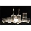 Image 1 : A LARGE MISCELLANEOUS GROUP OF LUCITE DECORATIVE ARTICLES