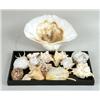 Image 1 : A LARGE GROUP OF ASSORTED SEA SHELLS