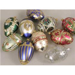 A BOX OF BLOWN GLASS CHRISTMAS ORNAMENTS