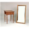 Image 1 : A FEDERAL MAHOGANY VENEERED AND CHERRYWOOD ONE-DRAWER WORK TABLE