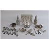 Image 1 : A MISCELLANEOUS GROUP OF STERLING SILVER AND SILVER-PLATED ITEMS