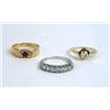 Image 1 : A PLATINUM AND DIAMOND RING