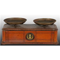 Oak & Marble Countertop Scale.