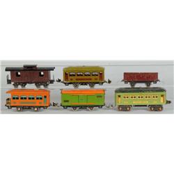 Lot of 14: Lionel Passenger & Freight Cars.