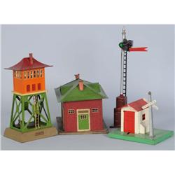 Lot of 4: Lionel Railroad Accessories.