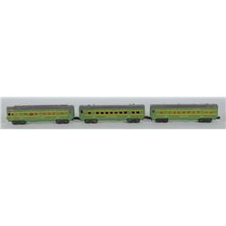 Lot of 3: Lionel O-27 Gauge Passenger Cars.