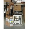 Image 1 : 11 Piece Lot of Fixtures for the Bathroom