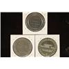 Image 2 : 3 ASSORTED $1 GAMING TOKENS 1965 HOTEL FREMONT