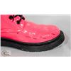 Image 2 : BRIGHT PINK WATERPROOF HIGH TOP BOOTS WOMEN'S SZ 8