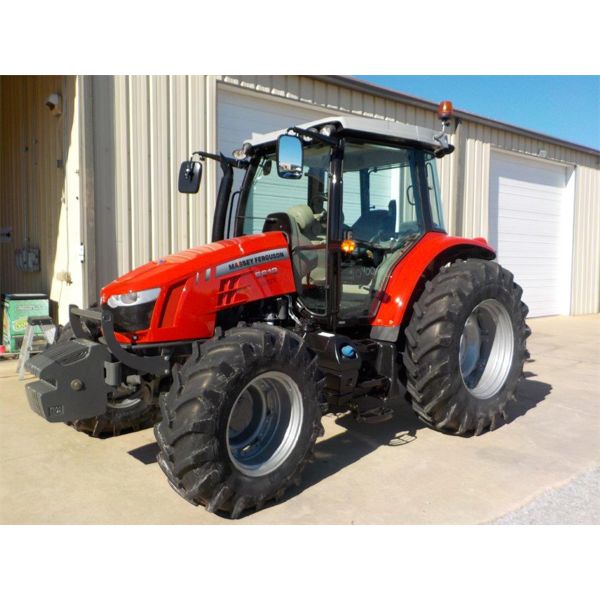 2017 MASSEY FERGUSON 5612 Farm Tractor