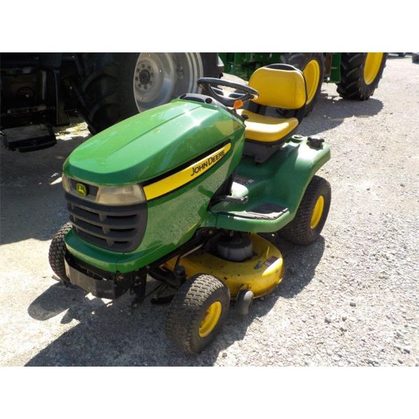2007 JOHN DEERE X300 Lawn Mower