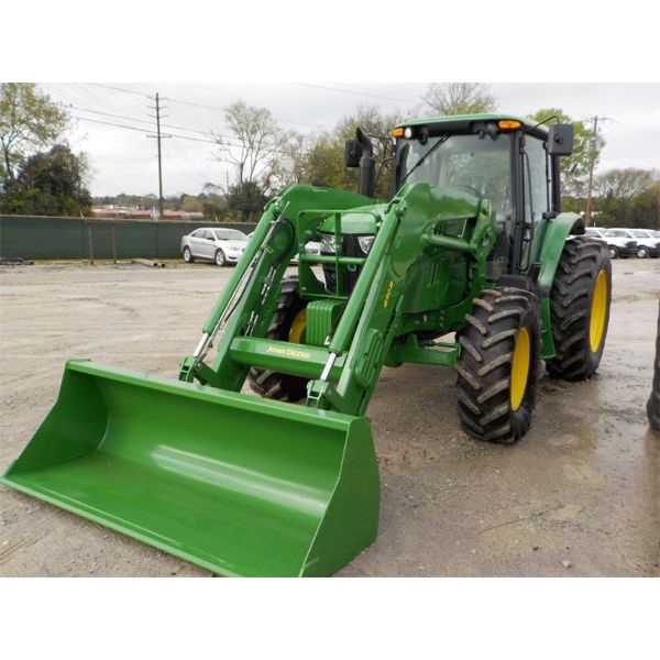 2016 JOHN DEERE 6105M Farm Tractor
