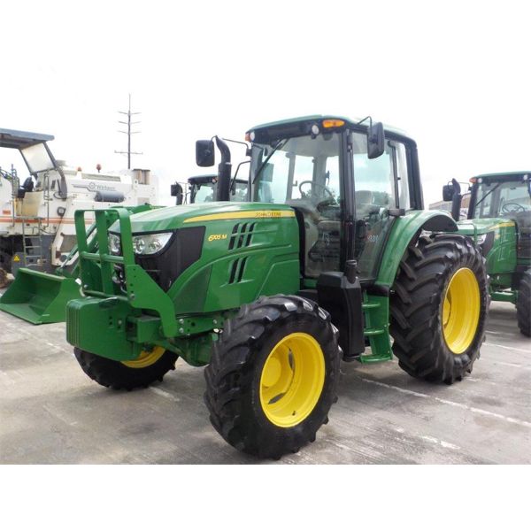 2015 JOHN DEERE 6105M Farm Tractor