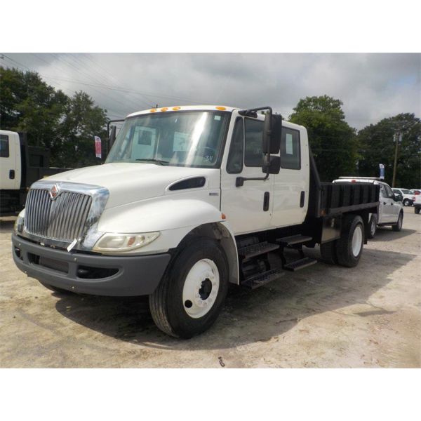 2011 INTERNATIONAL DURASTAR 4300 Flatbed Truck