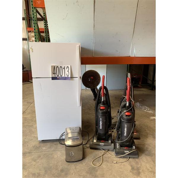 FLOOR MAINTAINER, REFRIGERATOR, VACUUMS, ICE MACHINE, Selling Offsite: Located in Alexander City, AL