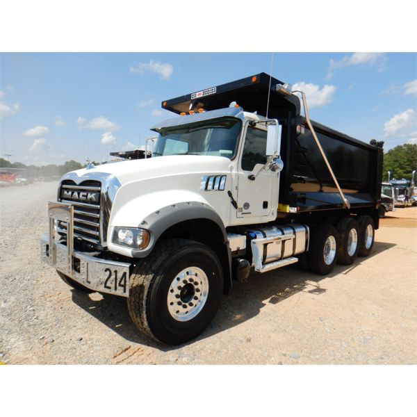 2021 MACK GR64F Dump Truck