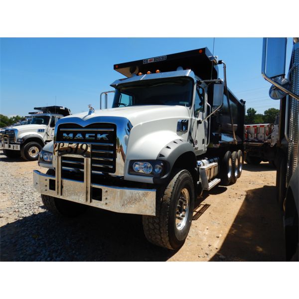 2021 MACK GR64F Dump Truck
