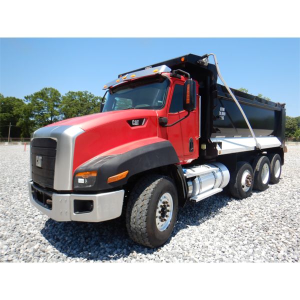 2015 CAT CT660S Dump Truck