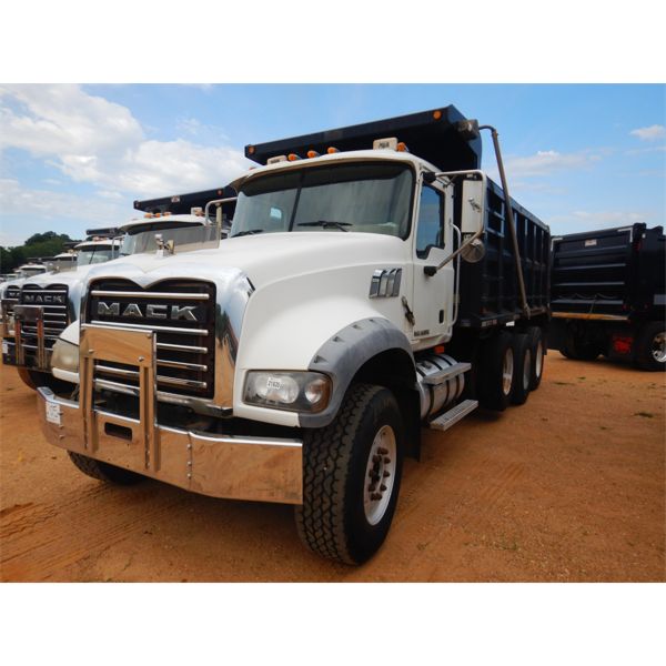 2007 MACK CTP713 Dump Truck