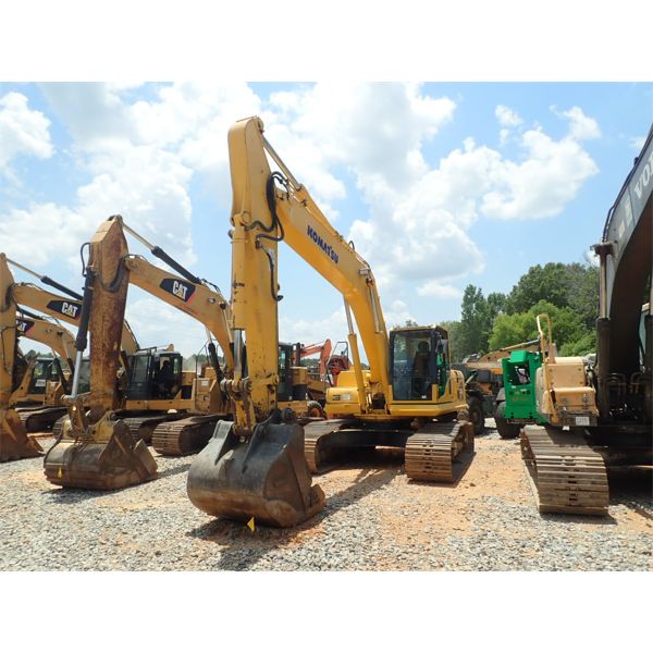 2007 KOMATSU PC220LC-8 Excavator