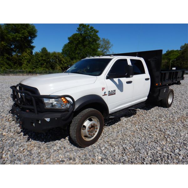 2017 RAM 5500 HEAVY DUTY Flatbed Dump Truck