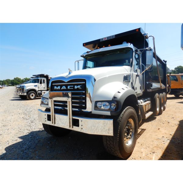 2021 MACK GR64F Dump Truck