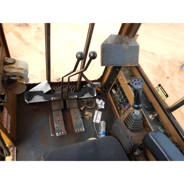 Catlog Board 2台＋Catlog  For Sale: 2012, Tigercat 880 -Waratah 624c $399,000 CDN