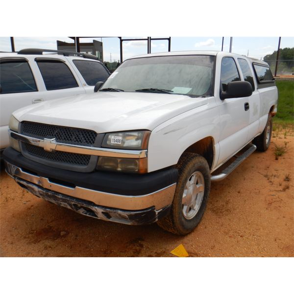 2004 CHEVROLET SILVERADO Pickup Truck
