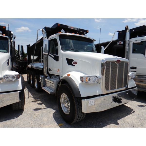 2022 PETERBILT 567 Dump Truck