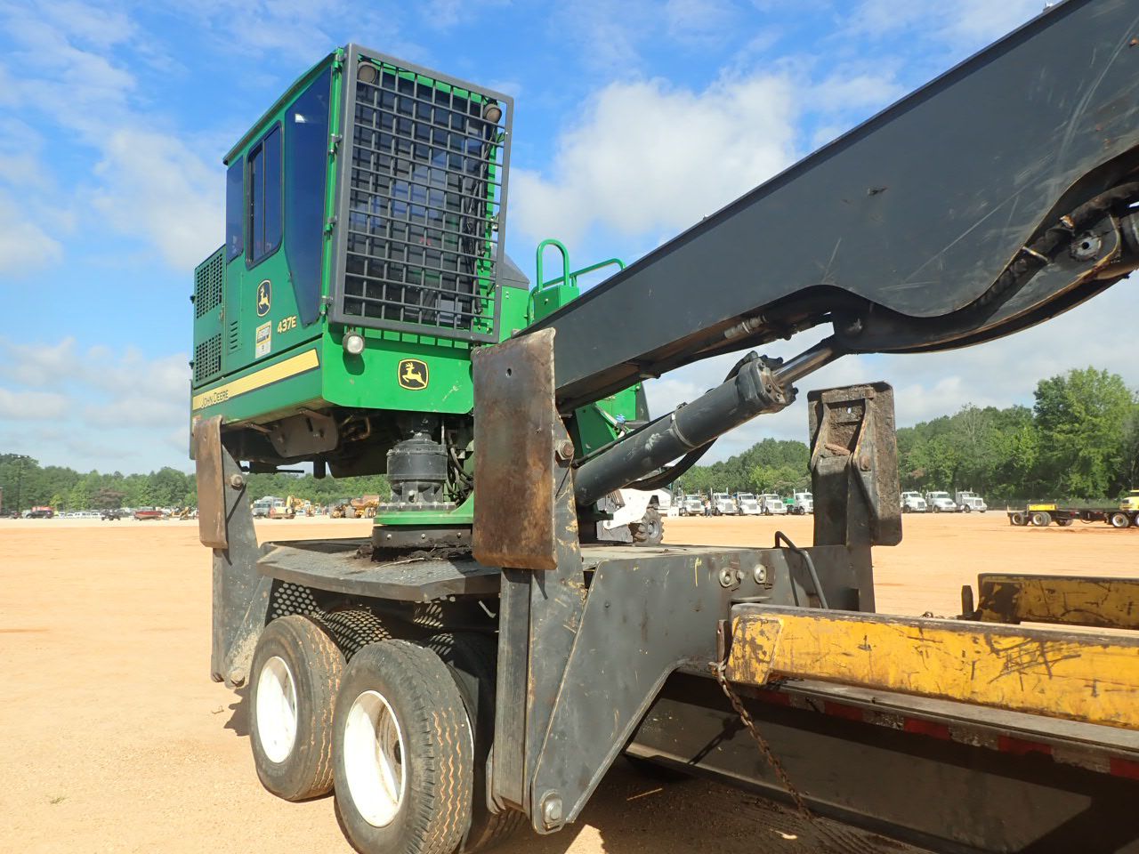 2018 JOHN DEERE 437E Log Loader