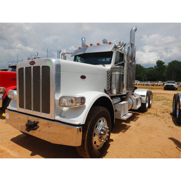 2020 PETERBILT 389 Day Cab Truck