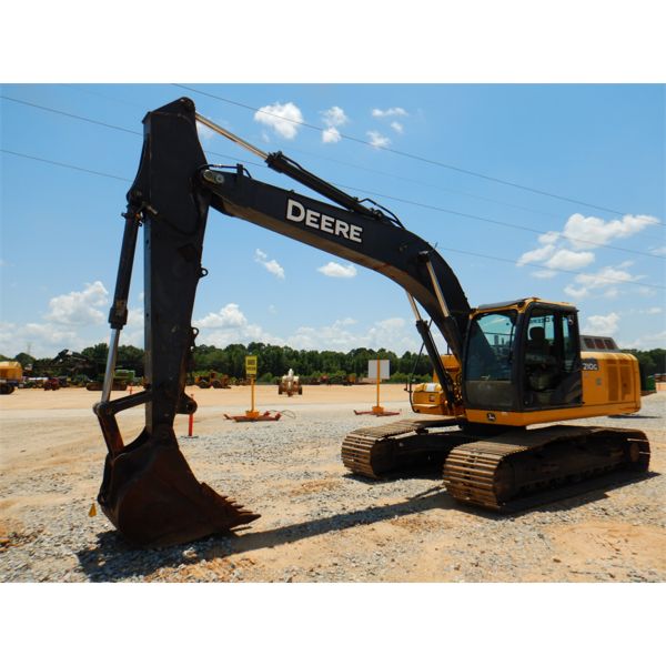 2015 JOHN DEERE 210G LC Excavator