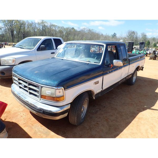 1994 FORD F150 XLT Pickup Truck