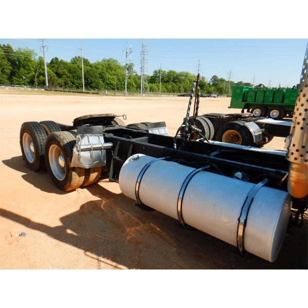 1993 KENWORTH W900 Day Cab Truck - J.M. Wood Auction Company, Inc.