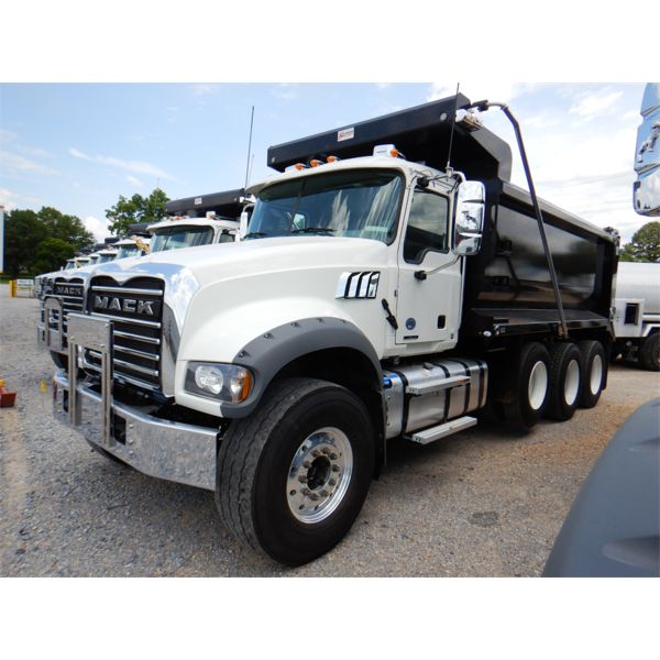 2022 MACK GR64F Dump Truck