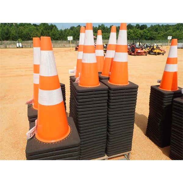 GREATBEAR (25) SAFTEY CONES (B9)