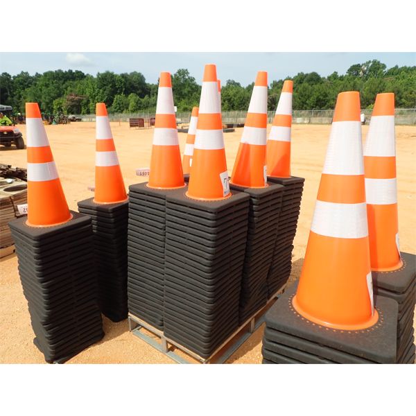 GREATBEAR (25) SAFTEY CONES (B9)