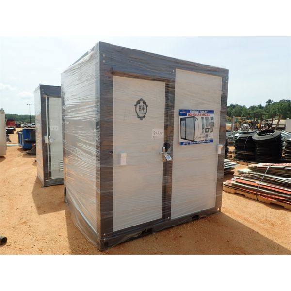 GREATBEAR PORTABLE TOILET W/ SHOWER