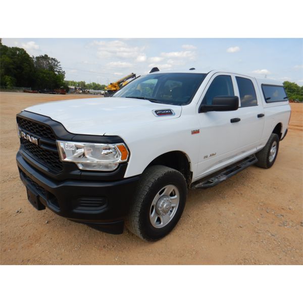 2019 RAM 2500 HEAVY DUTY Pickup Truck