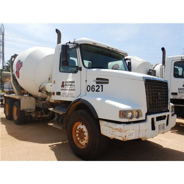 2006 VOLVO VHD Concrete Mixer / Pump Truck