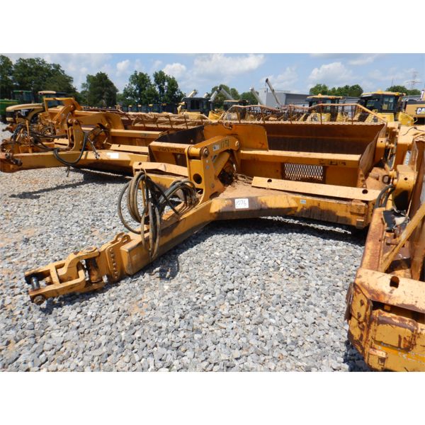 2002 JOHN DEERE 1812C Pull Scraper