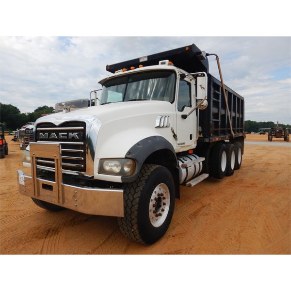 2007 MACK CTP713 Dump Truck