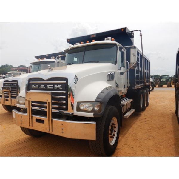 2007 MACK CTP713 Dump Truck