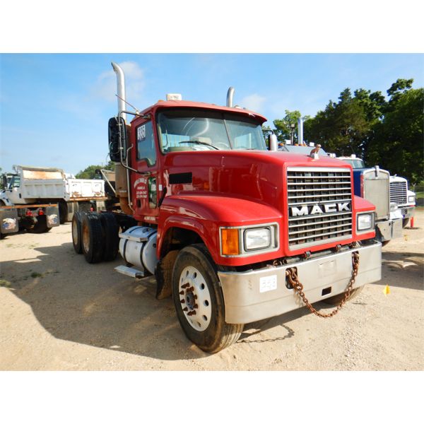 2006 MACK CHN613 Day Cab Truck