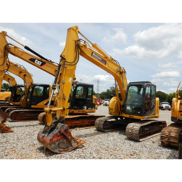 2017 KOBELCO SK140SRLC-5 Excavator