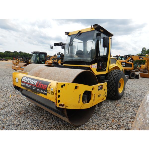 2018 BOMAG BW211D-5 Roller