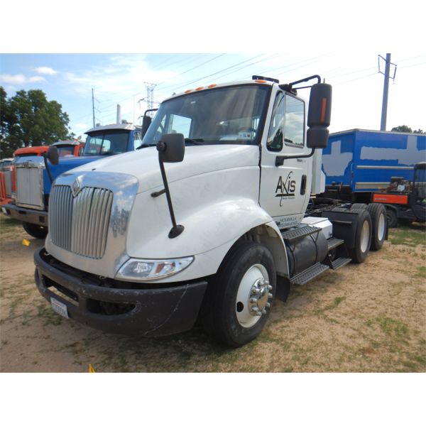 2009 INTERNATIONAL 8600 TRANSTAR Day Cab Truck