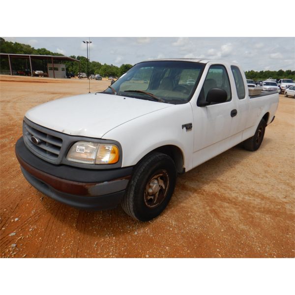 2001 FORD F150 XL Pickup Truck