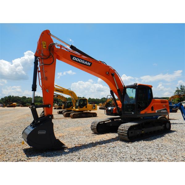 2021 DOOSAN DX225LC Excavator